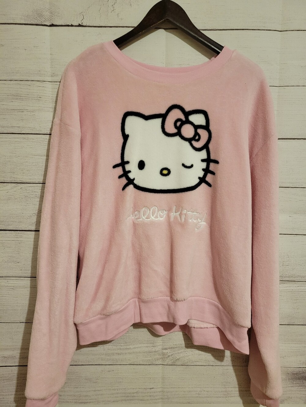 Women’s Hello Kitty by Sanrio Pullover Sweatshirt - Pink, Size XL